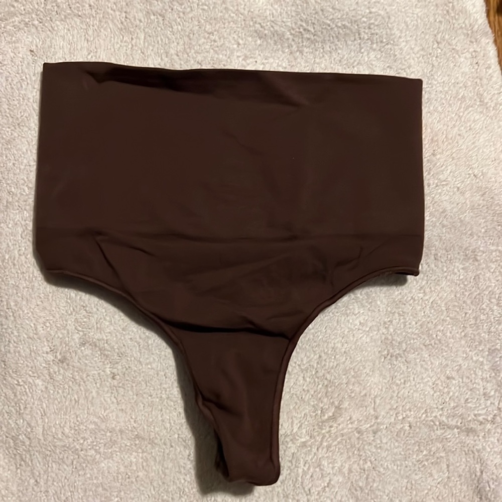 Skims Core Control Thong